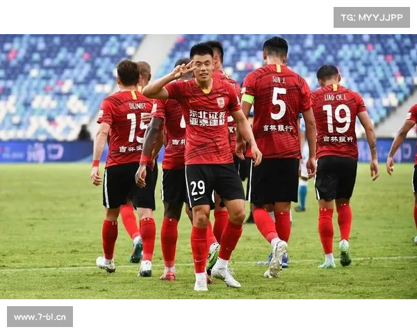 中超联赛精彩赛事回顾球队表现分析球员数据解读未来对阵展望